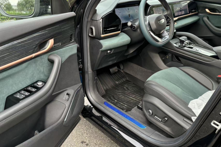 吉利汽车 星越L智擎 2024款 1.5T 天宫版车身外观6010