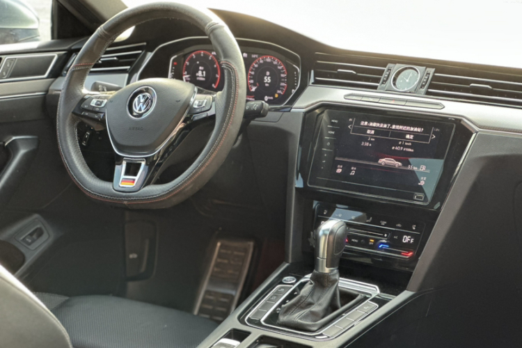 一汽-大众CC 2020款 330TSI 魅颜版 国VI车身外观6008