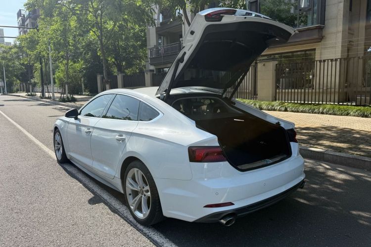 奥迪A5 2019款 Sportback 40 TFSI 时尚型车身外观6004
