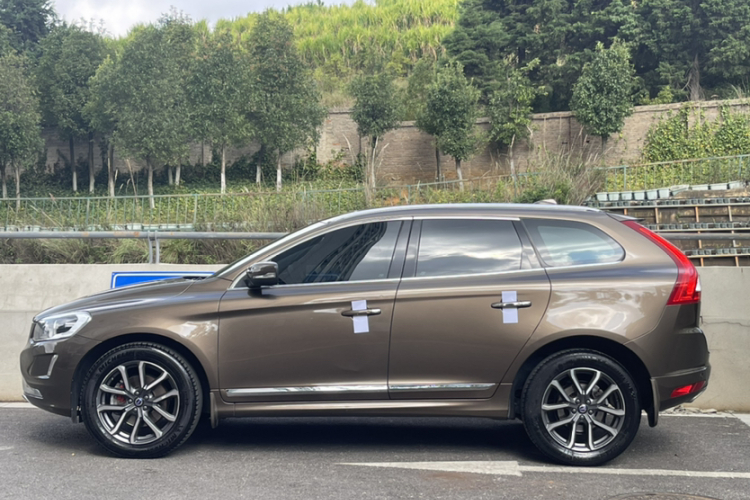 沃尔沃XC60 2017款 T5 AWD 智远升级版车身外观6005