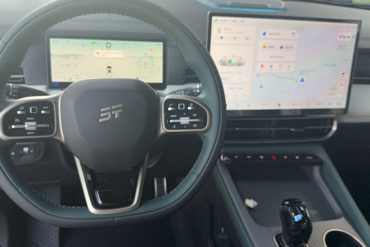 捷途X90 C-DM 2025款 精英版 7座中控内饰7003