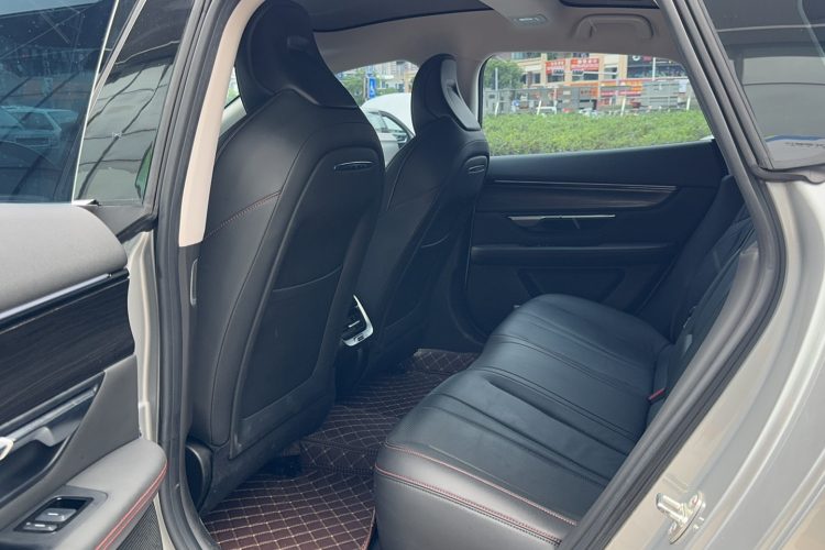 小鹏P7 2021款 480N中控内饰7009