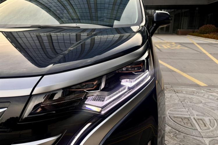 腾势D9 2024款 DM-i 1050 尊享型车身外观6002