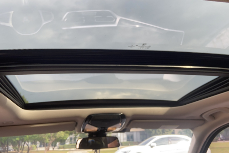 宝马3系 2021款 改款二 325Li M运动套装局部细节22