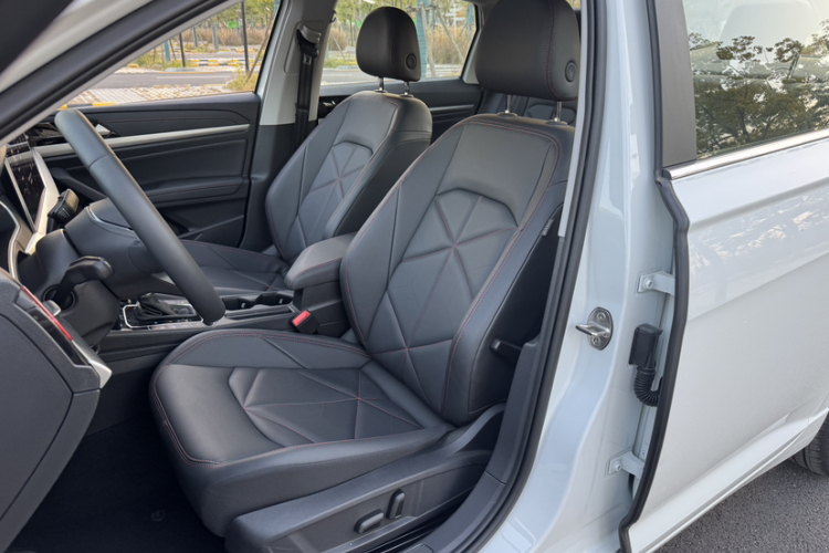 大众 朗逸 2024款 300TSI DSG星空领先版局部细节19