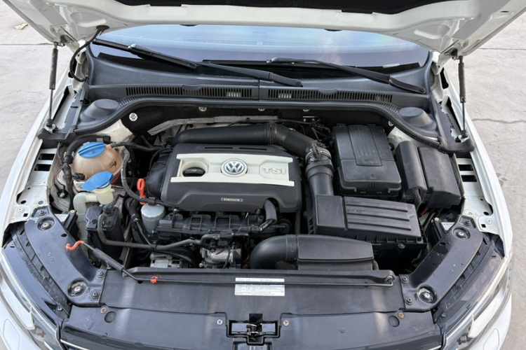 大众 速腾 2013款 2.0TSI GLI局部细节24