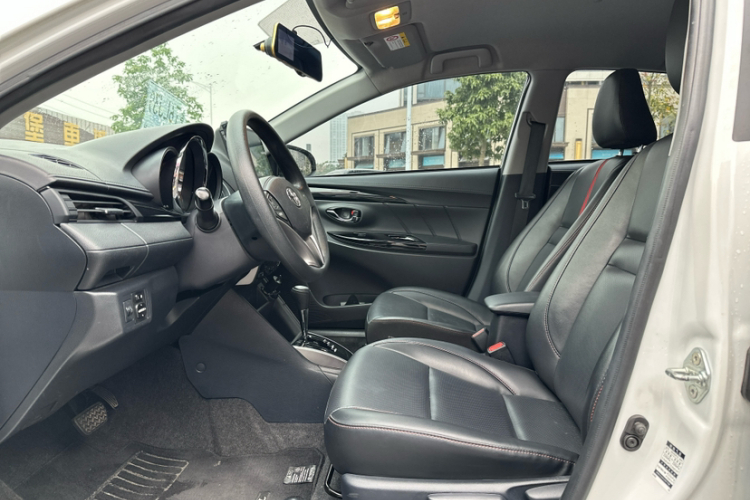 丰田 YARiS L 致炫 2022款 致炫X 1.5L CVT豪华PLUS版中控内饰7012