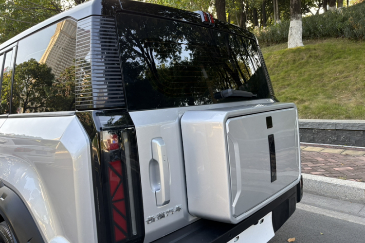 奇瑞iCAR 03 2024款 401km 两驱标准进阶版车身外观6007