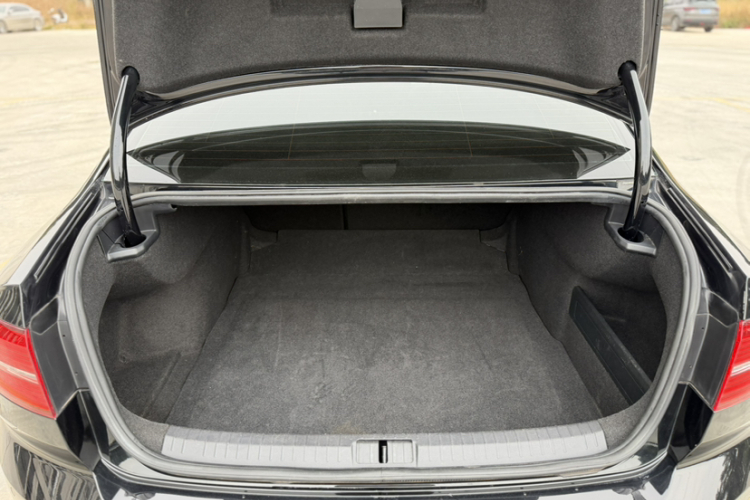 大众 迈腾 2019款 280TSI DSG 舒适型 国VI中控内饰7005