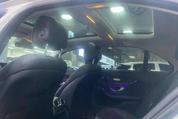 奔驰C级 2019款 改款 C 260 L 4MATIC 运动版中控内饰7005