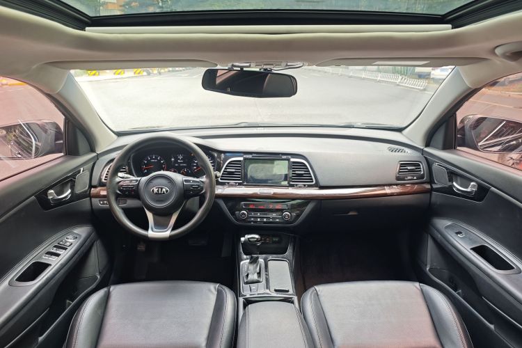 起亚K4 2014款 1.8L 自动GLS中控内饰7004