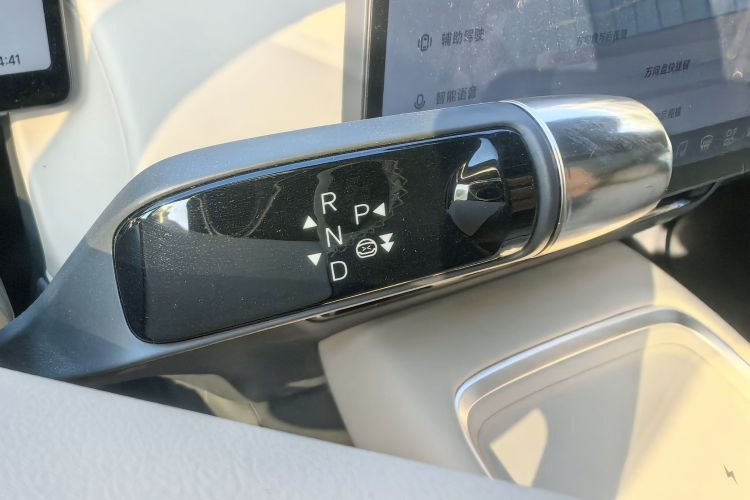 小鹏P7+ 2024款 长续航 Max局部细节18