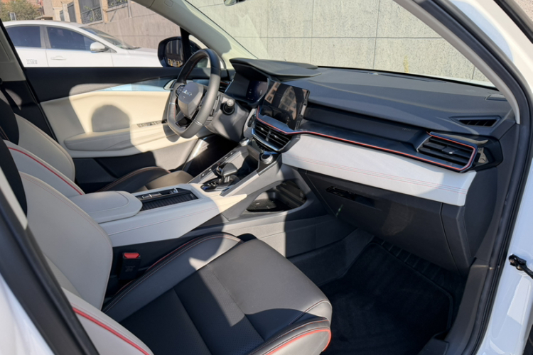 领克06 2020款 1.5T 耀Halo局部细节9005