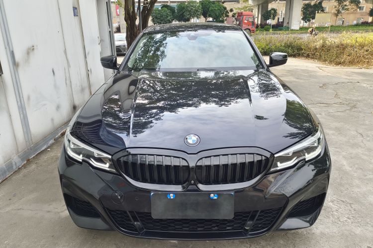 宝马3系 2022款 改款 325Li M运动曜夜套装车身外观6001