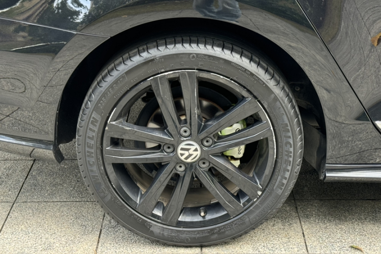 大众 速腾 2018款 280TSI DSG熠动版车身外观6008