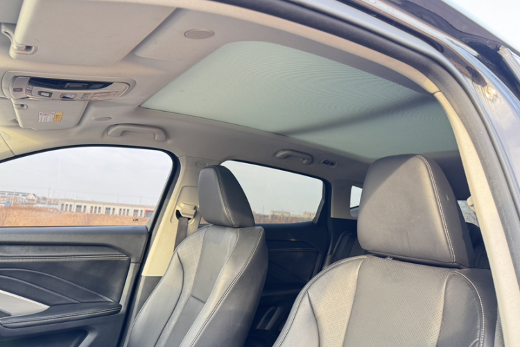 魏牌 VV6 2020款 2.0T 两驱智享+局部细节22