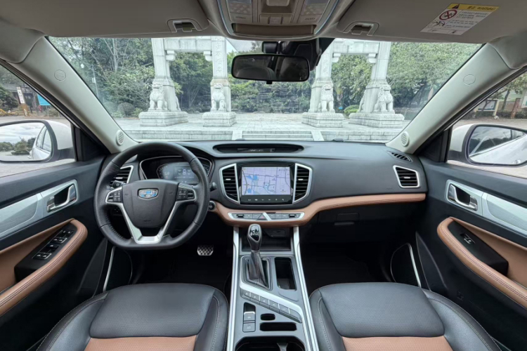 吉利汽车 远景X6 2018款 1.4T CVT 4G互联旗舰型中控内饰7001