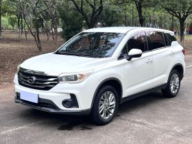 广汽传祺 传祺GS4 2017款 200T G-DCT两驱舒适版