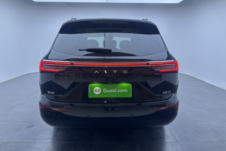 鸿蒙智行 问界M7 2024款 1.5T 智驾四驱Ultra版 5座车身外观6005