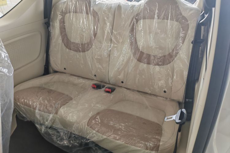 五菱汽车 宏光MINIEV 2024款 第三代 215km 青春版中控内饰7003