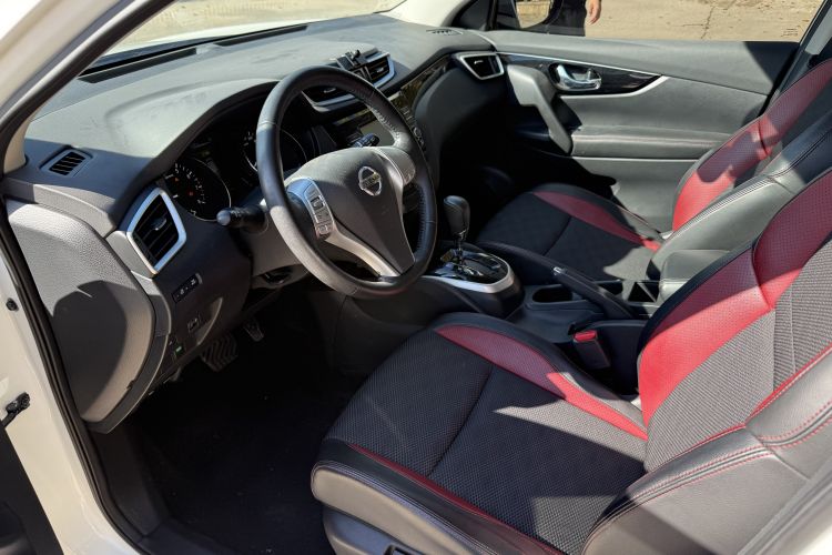 日产 逍客 2017款 2.0L CVT智享版 国V中控内饰7001