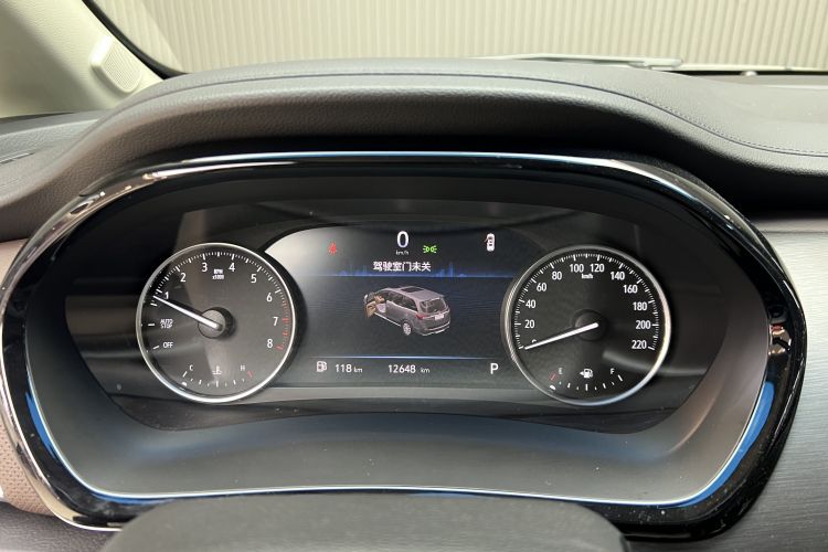 别克GL8 2023款 陆上公务舱 舒适型中控内饰15