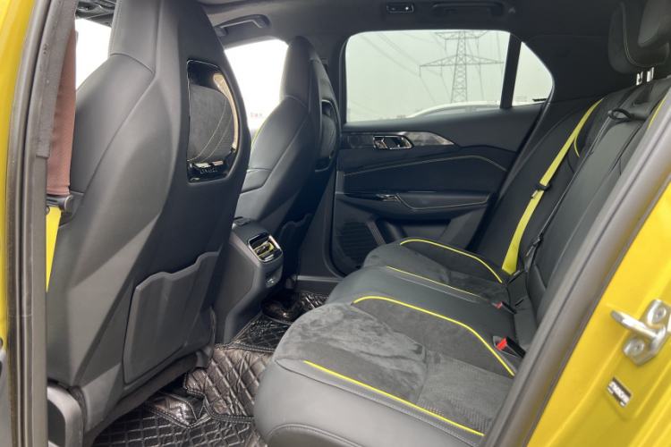 领克03 2022款 03+ 2.0TD 自动驭风版中控内饰7003