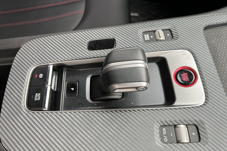 广汽传祺 2023款 影豹H 高能混动版中控内饰7001