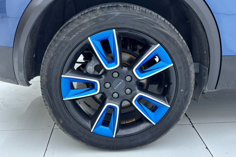 领克01 2017款 2.0T 两驱耀Pro版车身外观6007