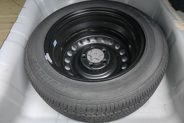 日产 轩逸 2012款 1.8XE CVT舒适版车身外观6014