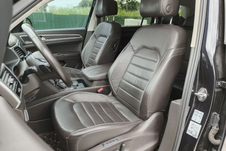 大众 途昂 2017款 530 V6 四驱至尊旗舰版局部细节19