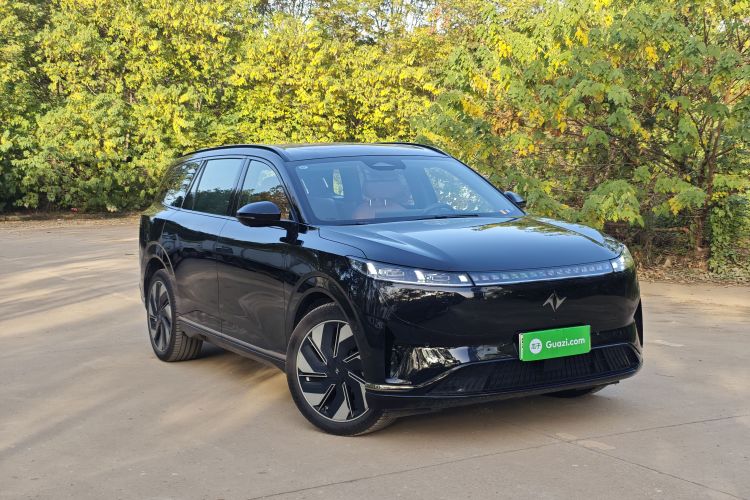 东风奕派 eπ008 2025款 210Max增程版 5座车身外观6002