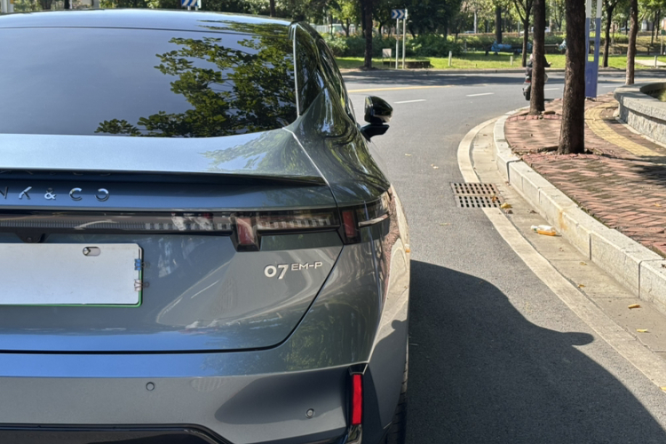 领克07 2024款 EM-P 126长续航 Ultra车身外观6004