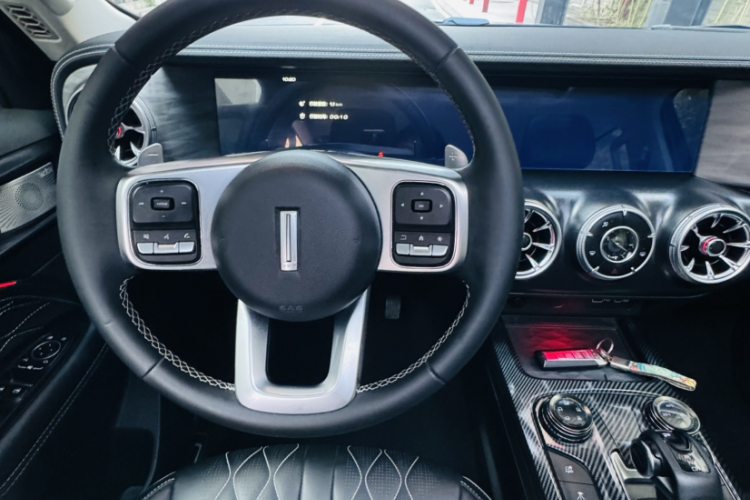 坦克300 2021款 越野版 2.0T 挑战者中控内饰7010