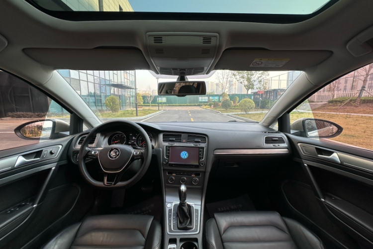 大众 高尔夫 2016款 230TSI 自动豪华型中控内饰7002