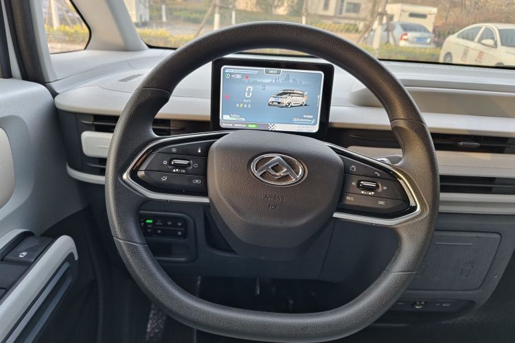 上汽大通MAXUS 大拿V1 2024款 V1 短轴低顶 多功能版（51kWh）局部细节13