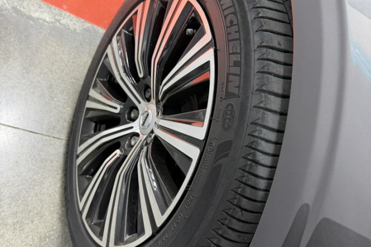 沃尔沃S90 2021款 B5 智逸豪华版车身外观6007