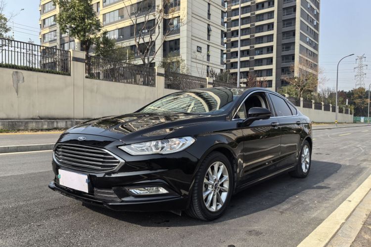 福特 蒙迪欧 2017款 EcoBoost 180 时尚型车身外观1