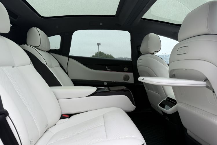 鸿蒙智行 享界S9 2024款 纯电 Ultra 四驱旗舰版中控内饰7013