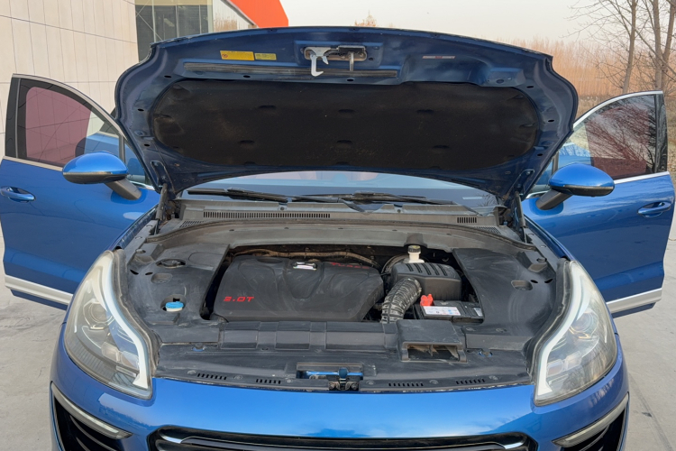 众泰SR9 2017款 2.0T 自动极致之心版局部细节24