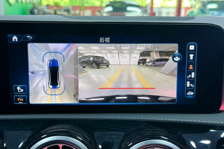 奔驰A级AMG 2024款 改款 AMG A 35 L 4MATIC局部细节9006