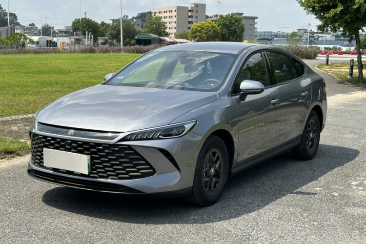 比亚迪 秦PLUS 2025款 DM-i 智驾版 55KM领先型车身外观6007