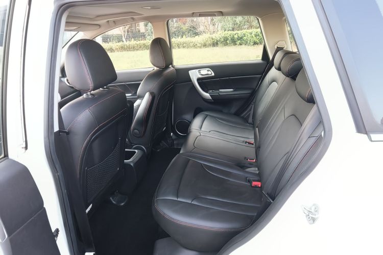 哈弗H6 2016款 升级版 1.5T 手动两驱精英型中控内饰7003