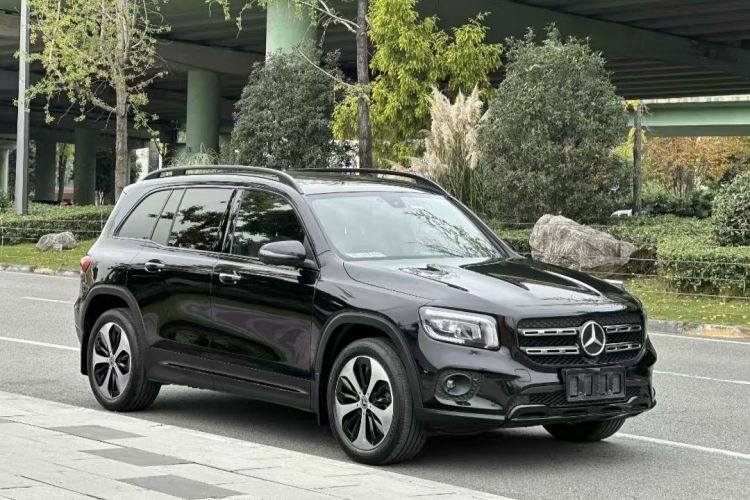 奔驰GLB 2022款 GLB 220 4MATIC车身外观6008