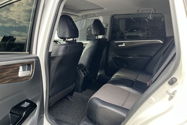 本田 杰德 2017款 1.8L 自动舒适版 5座中控内饰7004