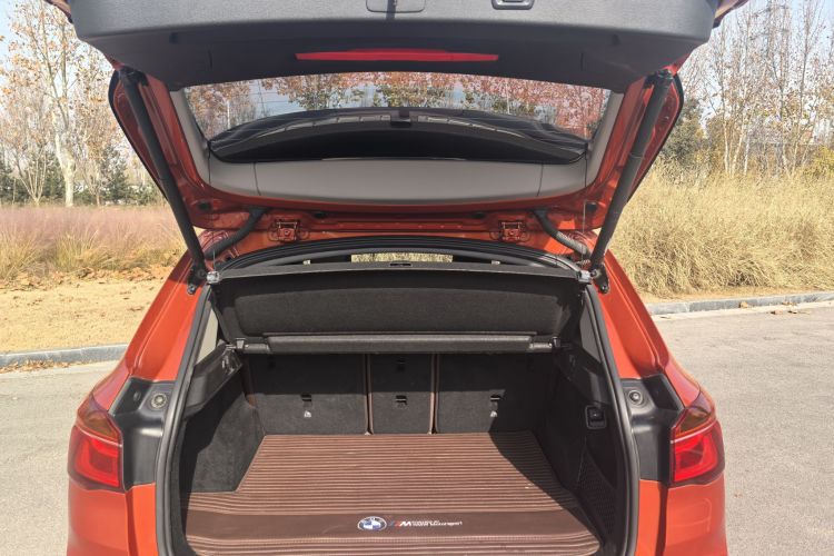 宝马X1 2018款 xDrive20Li 尊享型局部细节23