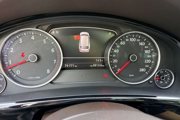 大众 途锐 2015款 3.0TSI 标配型中控内饰15