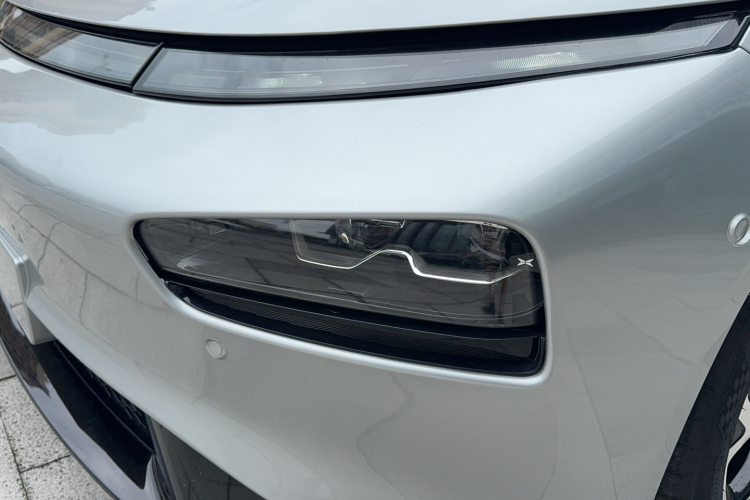 小鹏P7 2021款 480N局部细节36