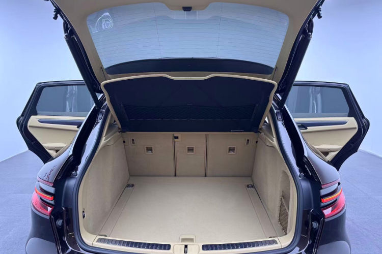 保时捷 2014款 Macan 2.0T中控内饰7014