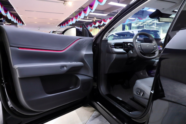 小鹏G6 2025款 725 超长续航 Max 旗舰版中控内饰7005